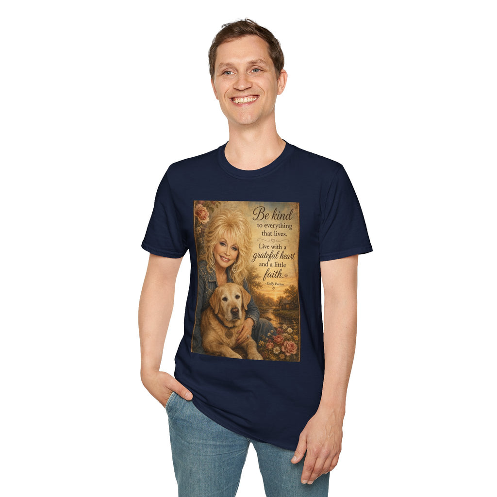 Dolly Parton "Be Kind" T-Shirt — Inspirational Labrador Dog Portrait Tee